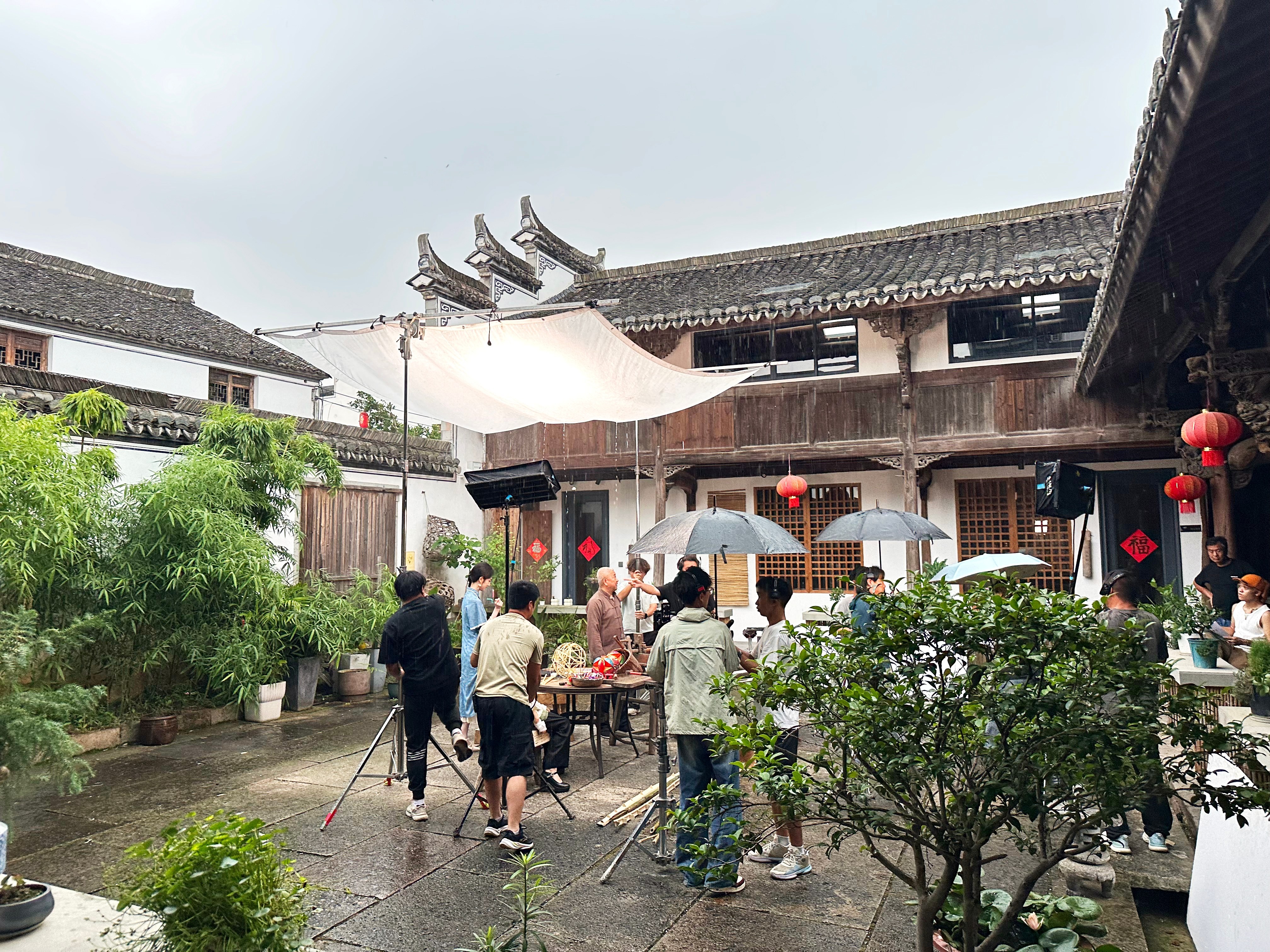 被AI抢了饭碗，“横漂”们还在坚持吗？